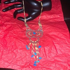 Necklace, beaded w/ beige and turquoise